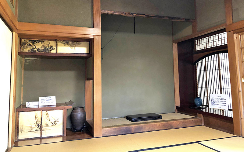 旧本郷家写真2