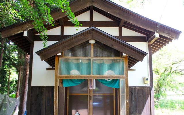 九郎兵衛稲荷 拝殿