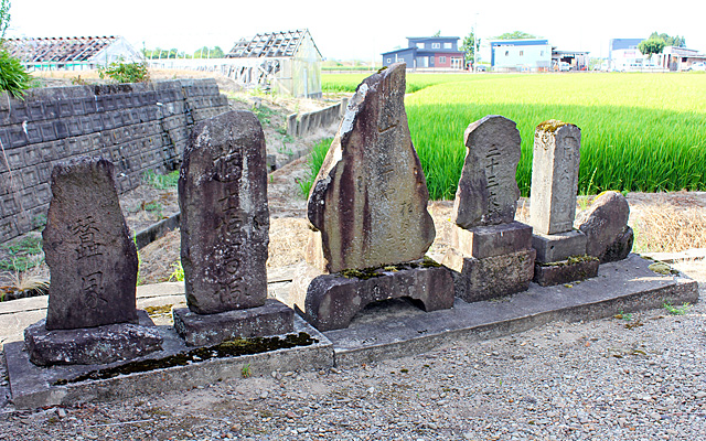新町の稲荷神社